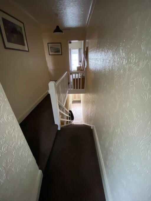 Digs Dre-Tremadog Apartment Bagian luar foto