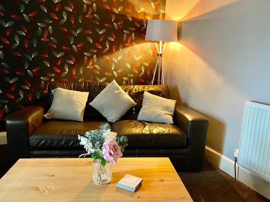 Digs Dre-Tremadog Apartment Bagian luar foto